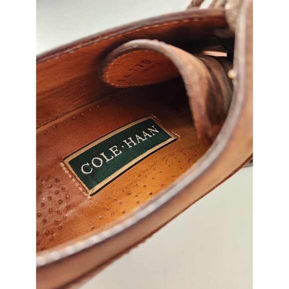 Vintage Cole Haan men\'s brown suede oxfords 14170  Size 9M Made In Brazil Used main image 4